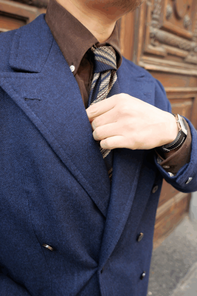 Neapolitan bespoke tailoring jacket detail